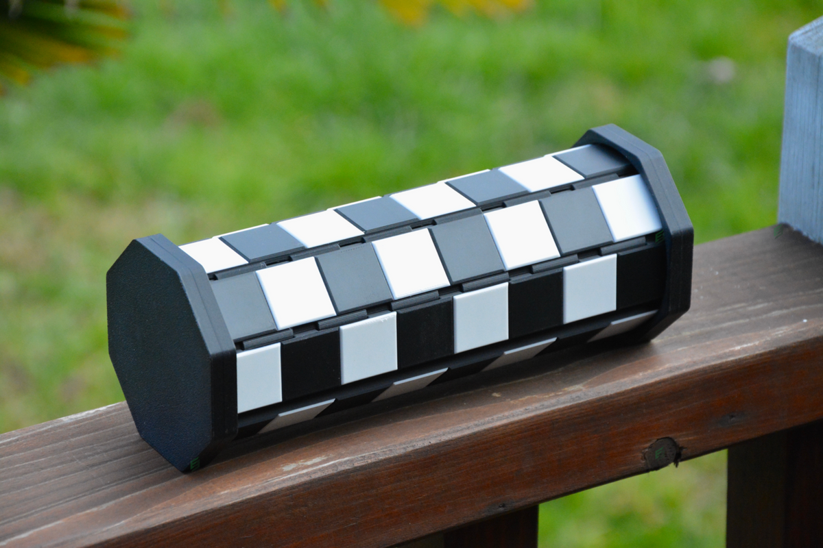 3D‑Printed Chess Set, Pocket Travel Portable Chess Game, Lightweight Black White & Brown Chess Board, Gift Souvenir